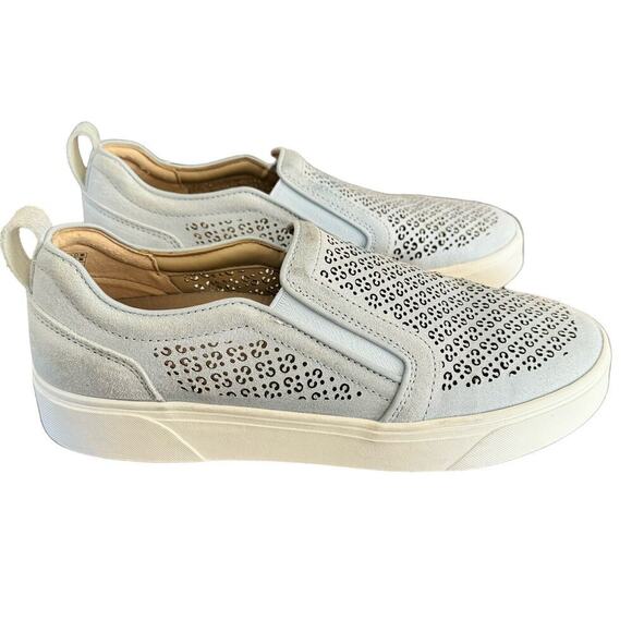 Vionic Kimmie Perforated Suede Slip-On Sneaker Women’s Size 8.5 - Picture 8 of 10